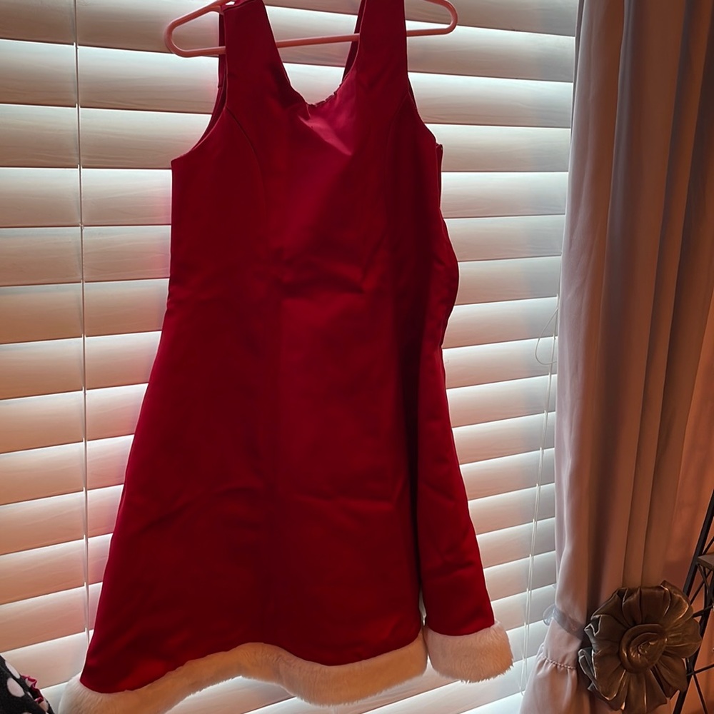 Beautiful Girls Satiny Red Dress w/White Faux Fur Trim